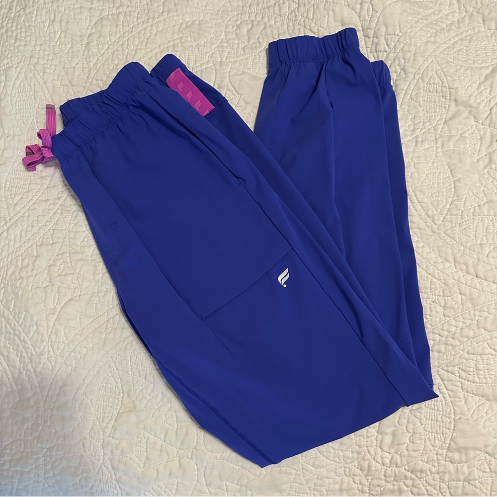 Fabletics Jogger Scrub Bottoms
